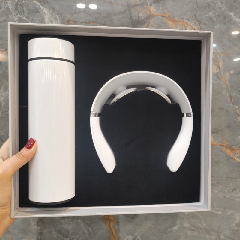 ست هدیه فلاسک استیل و ماساژور گردن الکتریکی ست هدیه فلاسک استیل و ماساژور گردن الکتریکی